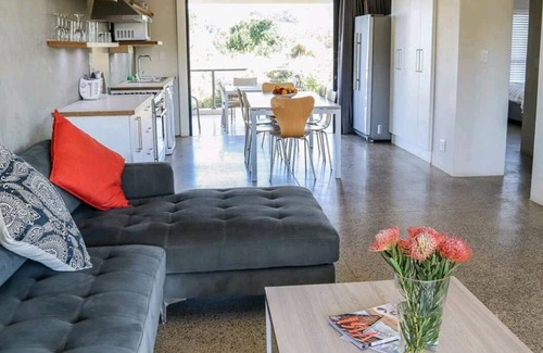 Prince's Grant Golf Estate Apartamento | Stunning 3 bedroom self catering apartment with private beach on a Golf Estate.