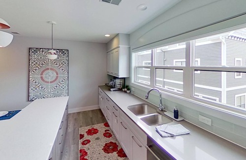 Grand Haven Condominio | Nuevo de 3 dormitorios cerca de todo y en una zona tranquila.