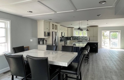 Sylvan Beach Casa | Stunning 3-Story Lakehouse in Sylvan Beach, Sleeps 10, WiFi & Walk to the Beach!