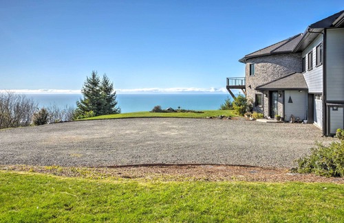 Smith River Apartamento | Stunning 360 Ocean Views, Near Redwoods NP!