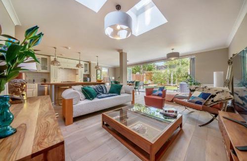 Wimbledon Apartamento | Stunning 3B2Ba Huge entertaining space and hottub!