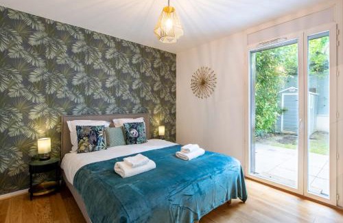 Issy-les-Moulineaux Apartamento | Stunning 3Bedroom Apartment with Garden in Prestigious Area I Eiffel Tower Within 15 Minutes' Drive