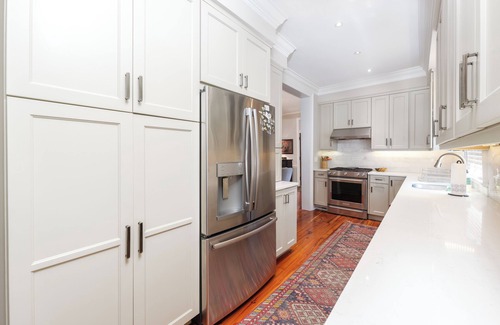South of Broad Casa | Stunning 3BR Home on desired Tradd - 3 PARKING SPOTS