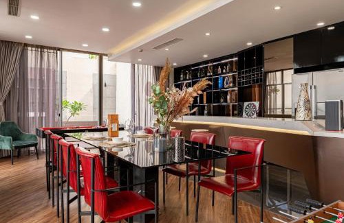 Bach Dang Riverside Apartamento | Stunning 4-Bed 300m Penthouse with Panoramic View at centre