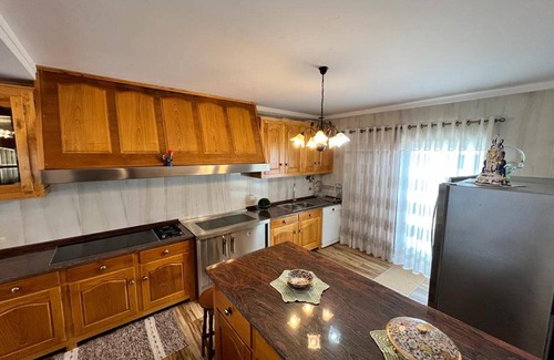 Barcelos Casa | Stunning 4-bed House