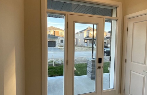 Carleton Place Casa | Stunning 4 bedroom modern home