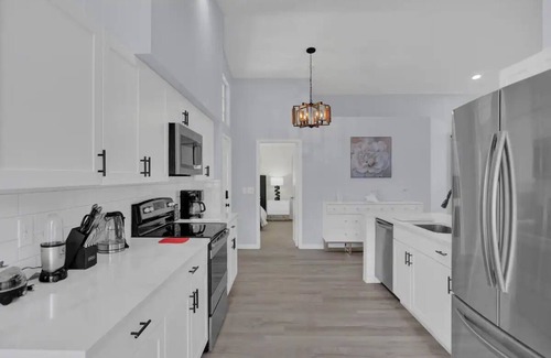 Sabal Harbour Casa | Stunning 4 BR Paradise - NewRemodel-Full Amenities! Resort Size Pool!