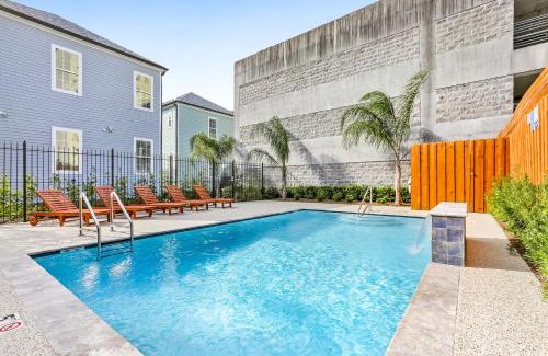 Faubourg Lafayette Apartamento | Stunning 4BR-5BR near French Quarter Homes by Hosteeva