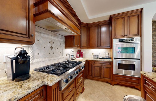 Murrieta Casa | Stunning 5,000 Square Foot Wine Country Villa on 3.5 Acres with Pool & Spa