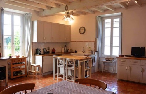 Serignac-Peboudou Casa | Stunning 5 bedroom Aquitaine farmhouse with pool