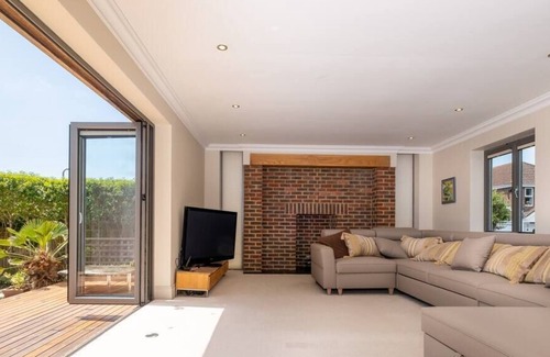 Rottingdean Casa | Stunning 5-bed 3-bath house close to the sea!