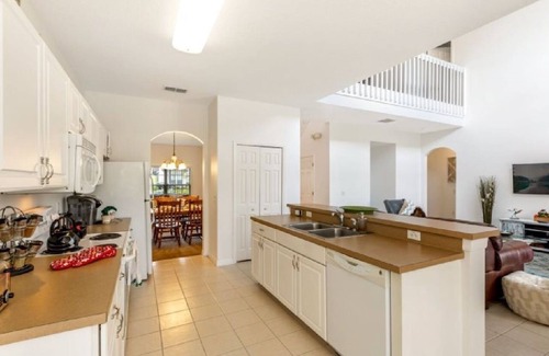 Highgate Park Casa | Stunning 5 bed villa with south facing pool and spa with no rear neighbors