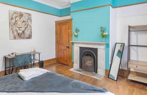 Tottenham Green Casa | Stunning 5 Bedroom House with Garden and Parking