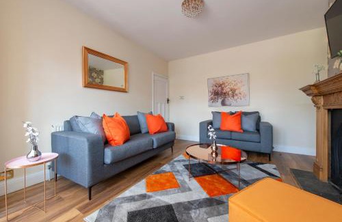 Shirley Casa | Stunning 5 Bedroom House - Croydon