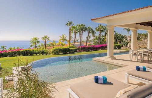 San José del Cabo Villa | Stunning 6bd Villa in Palmilla! Fully Staffed w Chauffeur and Yacht included!