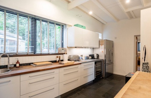 Birlingham Casa | Stunning 6BD with Swimming Pool & Sauna