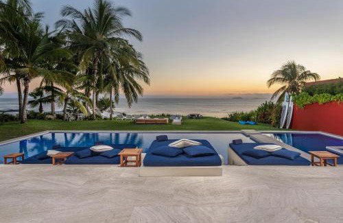 Punta de Mita Villa | Stunning 7Bd Beachfront Villa Fully Staffed with access to St Regis 4 Seasons & More