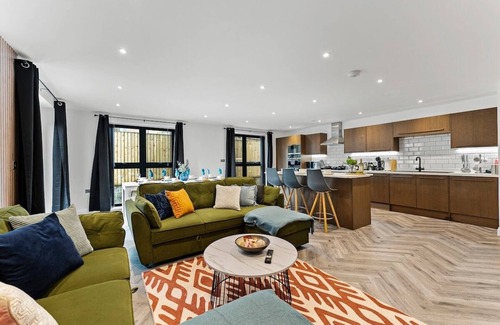 Leeds City Center Apartamento | Stunning Abode in Leeds - Games Room - Parking