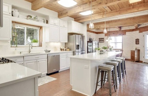 Corrales Casa | Stunning adobe home in the heart of Corrales.