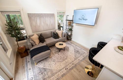 Monteagle Casa | Stunning and Fully-Equipped Tiny House with Breathtaking Views of South Cumberland State Park in Monteagle, TN