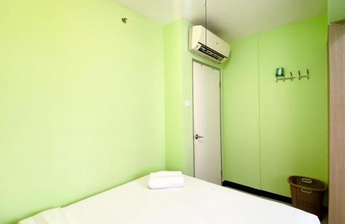 Pluit Apartamento | Stunning and Homey 2BR Pool View Green Bay Pluit Apartment By Travelio
