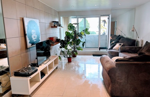 North Woolwich Apartamento | Stunning and spacious 1 Bed Apartment with river views and a balcony