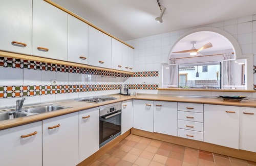 Urbanizacion Costabella Casa | Stunning andaluzian 3 bedroom house with sea views — 60 meters from the beach