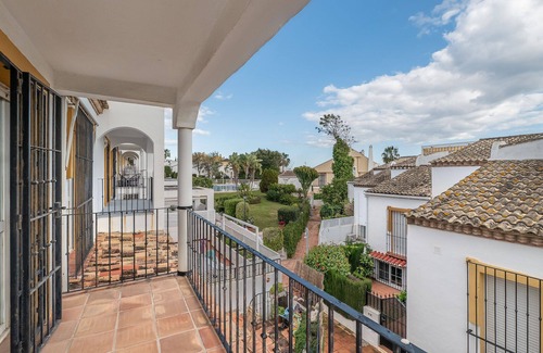 Urbanizacion Costabella Casa | Stunning andaluzian 3 bedroom house with sea views — 60 meters from the beach
