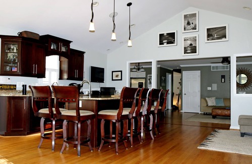 Annapolis Casa | Impresionante casa de Annapolis! Disponible 2020 USNA Commisioning Week!