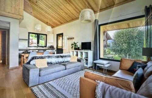 La Cote-d'Arbroz Apartamento | Stunning apartment- mountain views near Morzine
