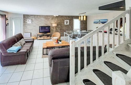 Kerherou Casa | Stunning Apartment In Moelan Sur Mer With Sauna, Wifi And Outdoor Swimming Pool