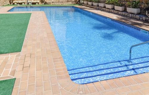 Albunol Apartamento | Stunning Apartment In Albuñol With Wifi