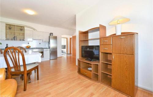 Skradin Apartamento | Stunning Apartment In Dubravice