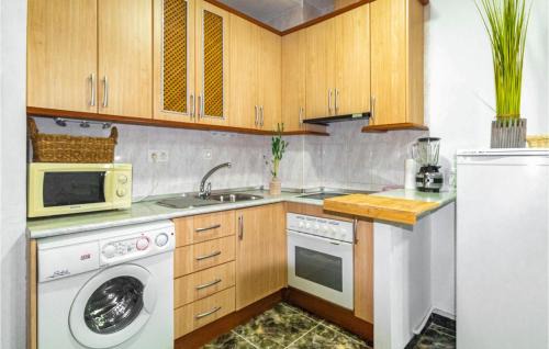 Torrenueva Apartamento | Stunning Apartment In Torrenueva