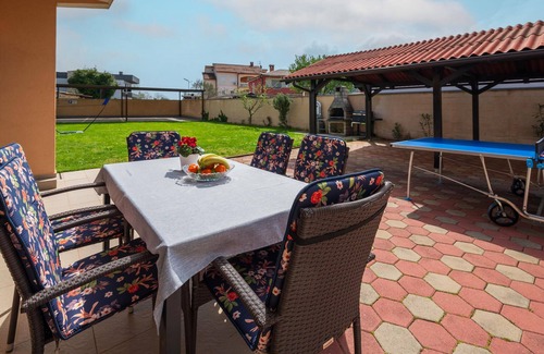 Valbandon Apartamento | Impresionante apartamento en Fazana con.