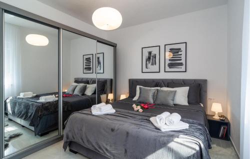 Kastel Gomilica Apartamento | Stunning Apartment In Kastel Gomilica