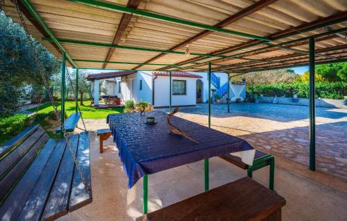 Liznjan Apartamento | Stunning Apartment In Liznjan With Wifi