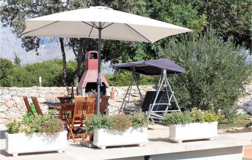 Sucuraj Apartamento | Stunning Apartment In Sucuraj With Wifi