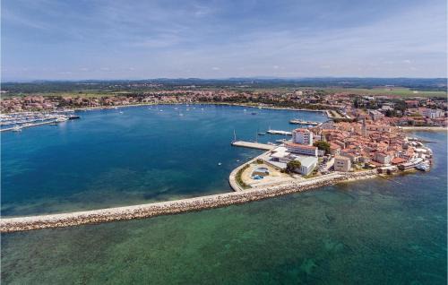 Babici Apartamento | Stunning Apartment In Umag With Wifi