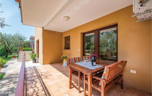 Babici Apartamento | Stunning Apartment In Umag With Wifi