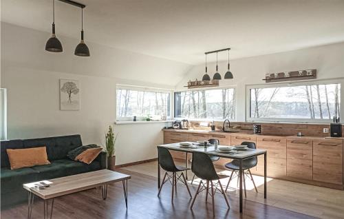 Wolsztyn Apartamento | Stunning Apartment In Wilcze With Sauna