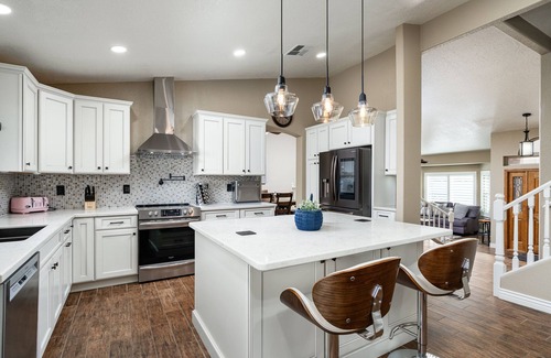 Arrowhead Lakes Casa | Stunning AZ Home On Lake!