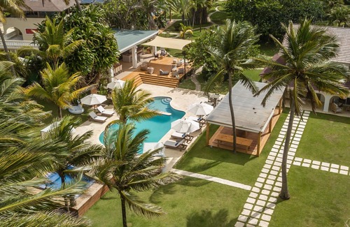 Cabarete Villa | Impresionante propiedad frente a la playa con 14 camas. ¡Perfecto para familias múltiples y reuniones!