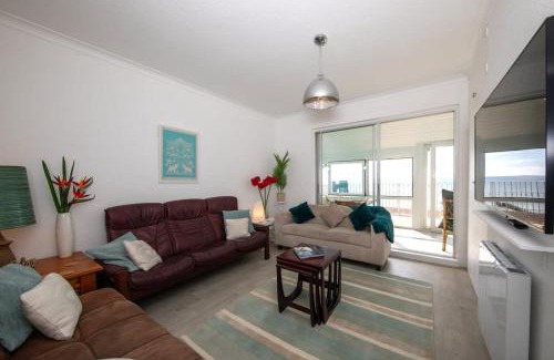 Bognor Regis Apartamento | Stunning Beachfront Apt w Balcony & Sea Views