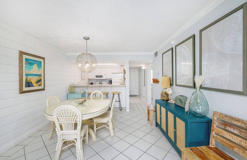 Beachview Country Club Estates Condominio | Stunning Beachfront Condo, 2bd/2bath