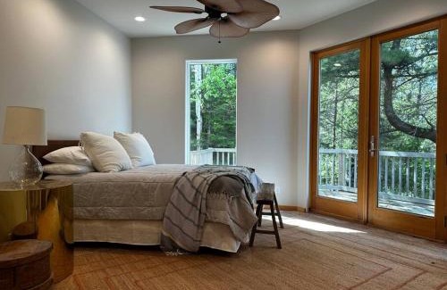 Cheboygan Casa | Stunning Beachfront Retreat, Sleeps 12