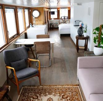 Eastern Docklands Alquiler De Eote | Stunning boat with a view