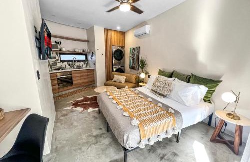 North End Apartamento | Stunning Brand New 1BR in Paradise! w Pool!