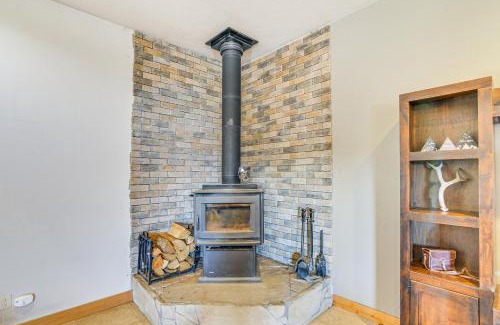 Buena Vista Casa | Stunning Buena Vista Home about 4 Mi to River Rafting!