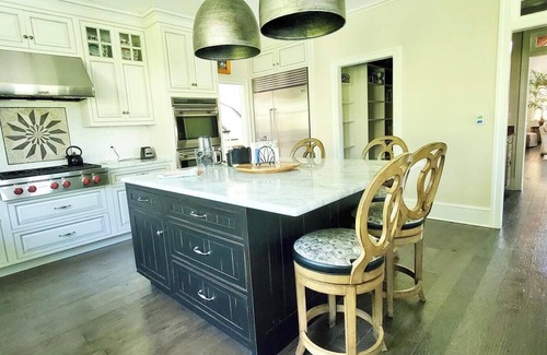North Shores Casa | Stunning Canal-Front Home in North Shores with Private Pool & Elevator!
